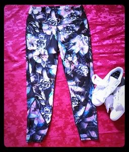 NWT Fabletics High Waisted Mesh Tights